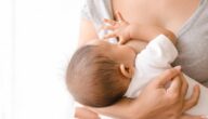 أسباب وعلاج تشققات الحلمة أثناء الرضاعة