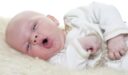 علاج الكحة عند الرضع بالطرق الطبيعية
