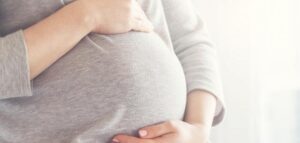 مخاطر نقص فيتامين دال قبل وأثناء الحمل